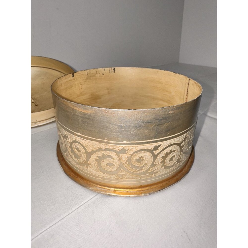 Vintage Gold & Silver Tin Round Storage Box With Lid Decorative Floral Scroll De - Picture 7 of 10
